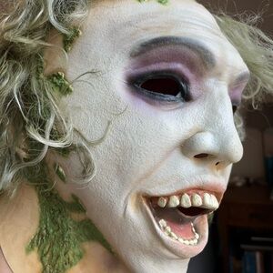 Beetlejuice Mask, Adult